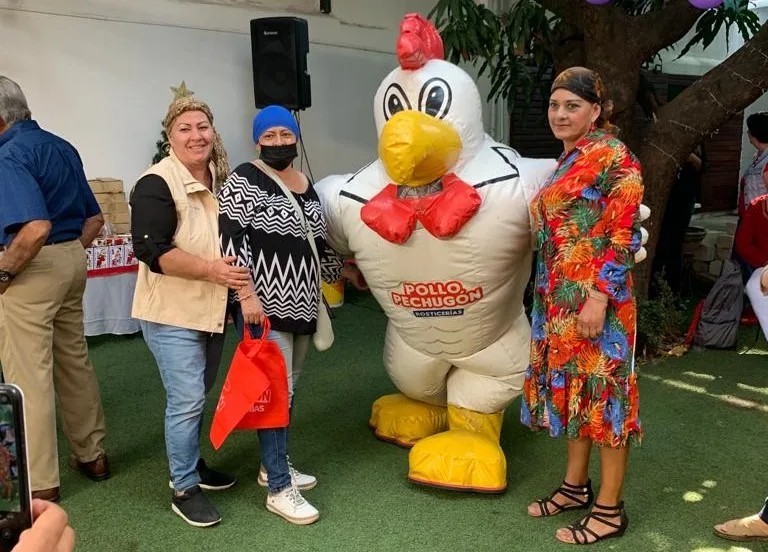 Donación · Mujeres con cáncer de mama